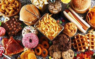 110206c2ad_50163747_graisses-trans-aliment-transformes-nutrition